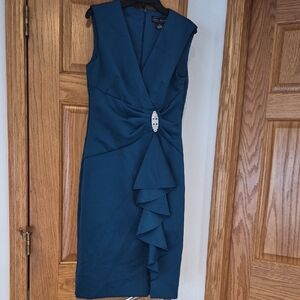 Jessica Howard Teal Sleeveless Midi Dress